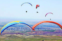 Paragliders in Iran