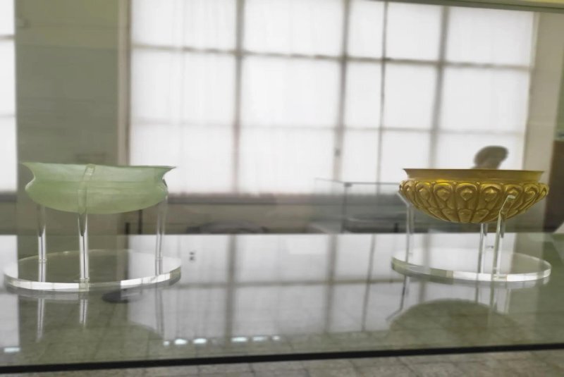 Exquisite Achaemenid glasswork goes on show at National Museum of Iran