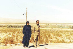 An undated photo shows war photojournalist Maryam Kazemzadeh and her husband Asghar Vesali in the warzone.