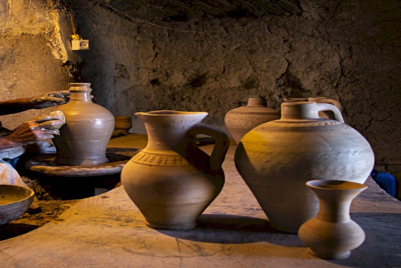 pottery