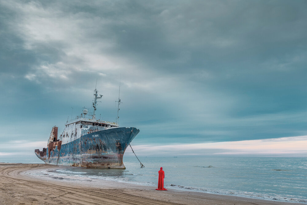 A photo from Iranian photographer Ebrahim Noruzi’s series “Deceptive Daydreams” on view at the La Gacilly Photo Festival, France.