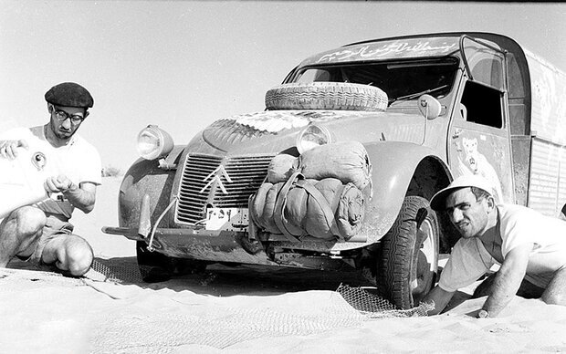 Celebrated Iranian globetrotter Abdollah Omidvar dies at 91