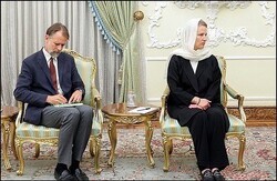 Switzerland seeks to develop health relations with Iran