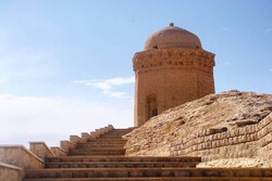 Medieval tomb towers of Iran: Gonbad-e Aali
