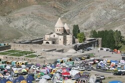 Christian worshippers celebrate Badarak ritual in northwest Iran