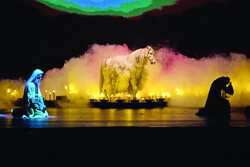 The Aran Theater Troupe performs the Ashura opera puppet show at Tehran’s Vahdat Hall on August 12, 2022. (ISNA/Sara Sabzi)