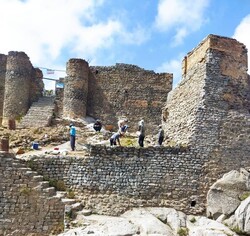 Babak fortress