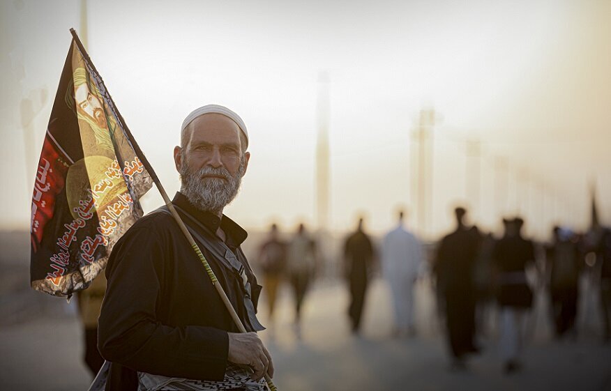 Arbaeen; unity of nations around the flag of Imam Hussein