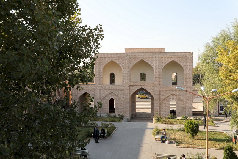 Ali Qapu Gate