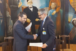 Iranian, Russian Pasteur Institutes sign MOU