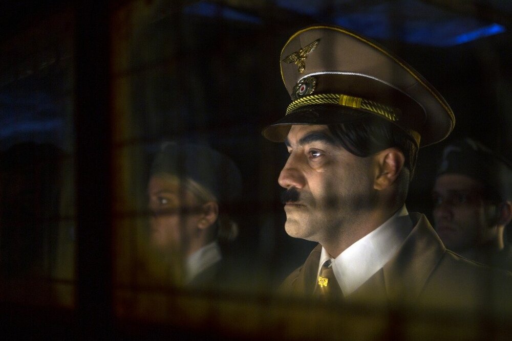 Mohsen Tanabandeh acts in a scene from “World War III”.
