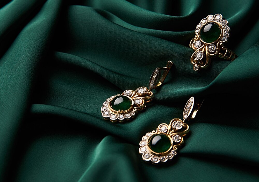 Iranian female crafter grabs gold medal at WorldSkills 2022 - Tehran Times