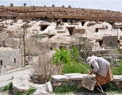 Story of old village attributed to Persian troglodytes