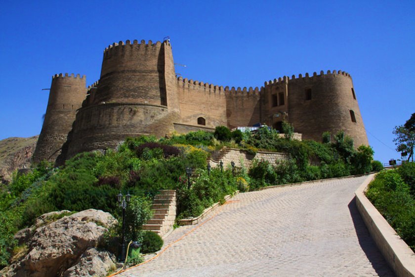 17,000 relics kept in Sassanid fort's treasure trove