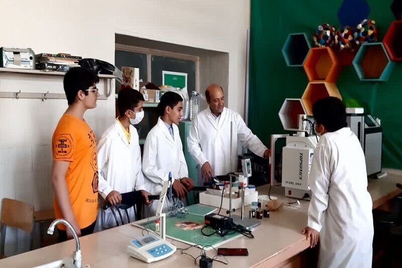 330 institutions promote nanotech among students