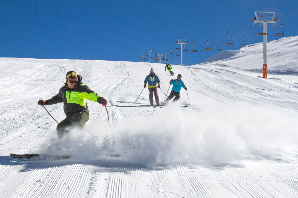 Tochal perfect for single-day ski trips from Tehran