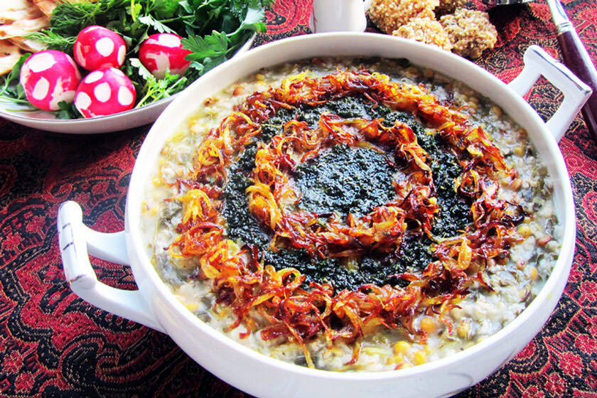 Locals show off home cooking at Bojnurd festival
