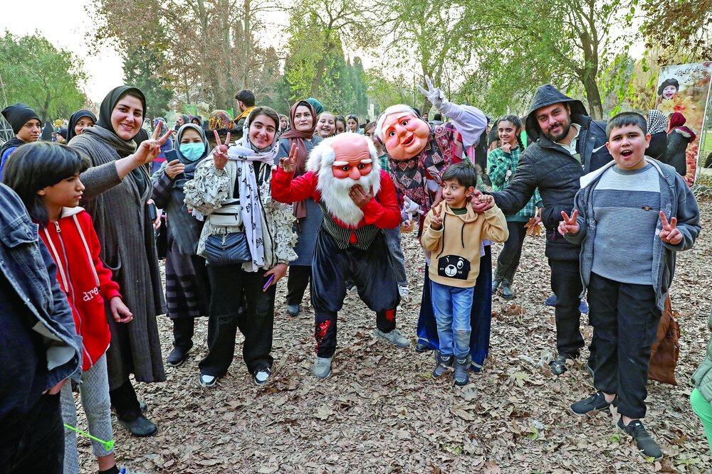 A joyous reunion in celebration of autumn gold