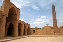 Visit Tarikhaneh, one of Iran’s oldest mosques