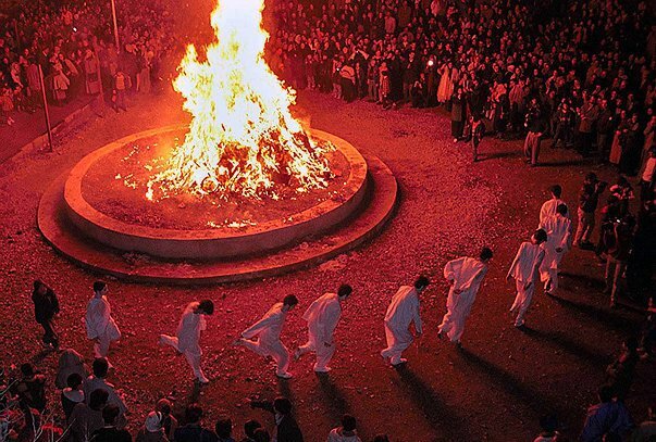 Zoroastrians celebrate fire and light in mid-winter festival