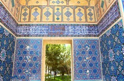 Forgotten in modern Isfahan: Darb-e Kushk