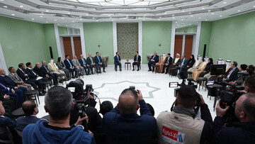 Senior Arab MPs meet President Assad