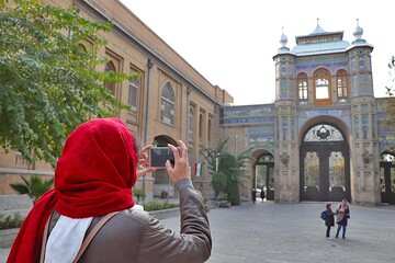 Eight walking routes designed for Tehran visitors