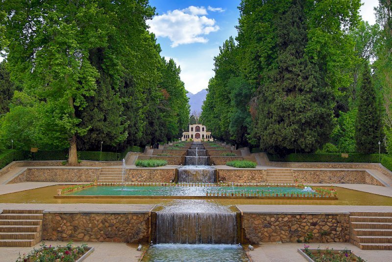 UNESCO-designated Shazdeh Garden to close for four days for repairs