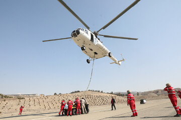 Air rescue drill held in Tehran