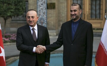 Iran's FM departs for Turkey
