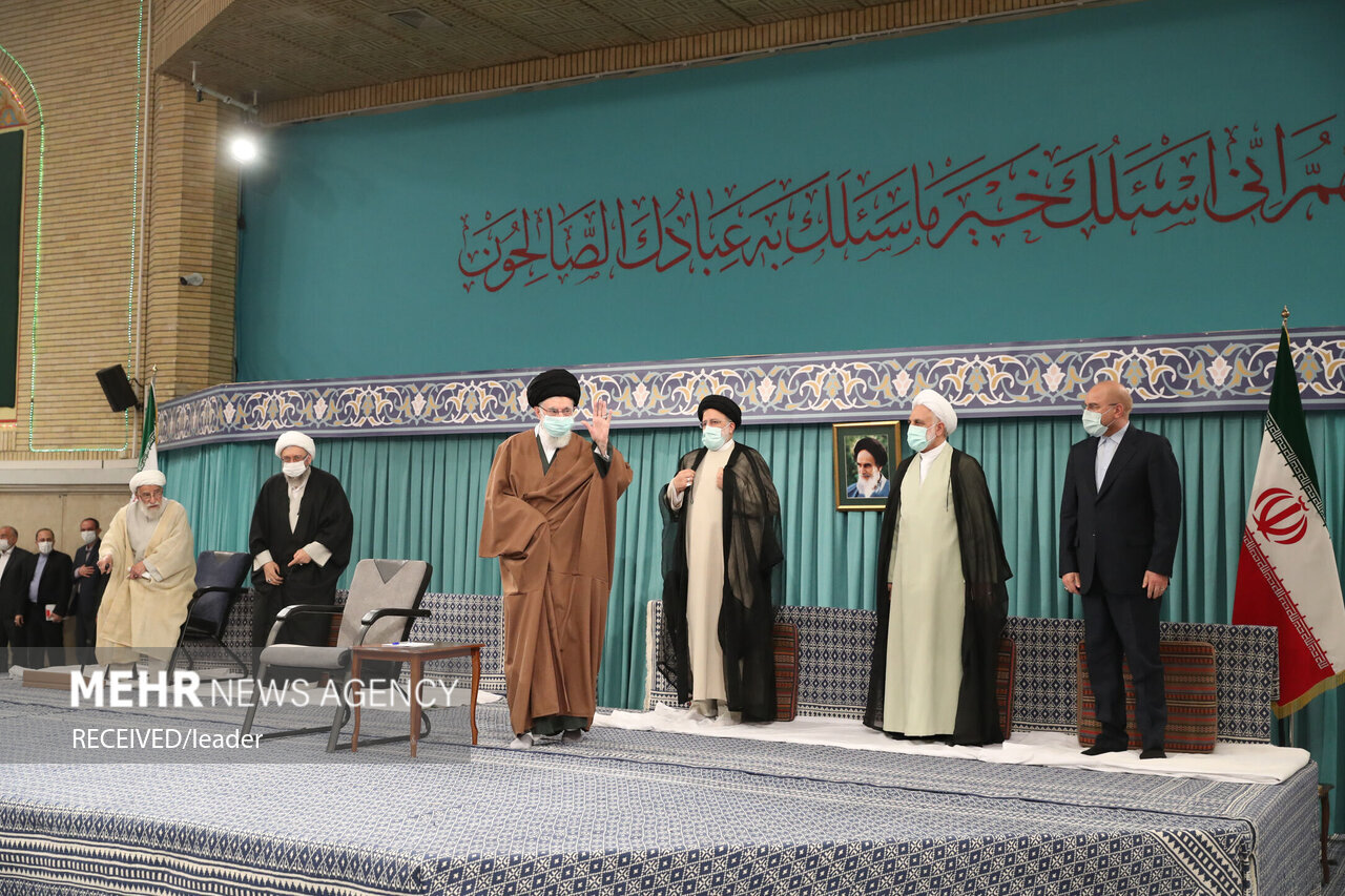 Leader addresses officials and diplomats from Muslim nations