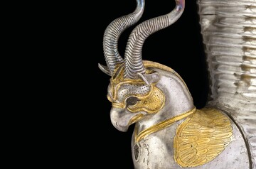 London exhibit delves into luxury and power in Persia, Greece relations