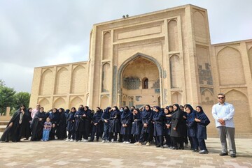 Students visit Varamin attractions on fam tour