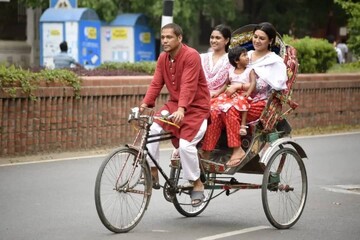 Suman Faruk, Reekita Nondine Shimu and Jaya Ahsan act in a scene from “Angel”.