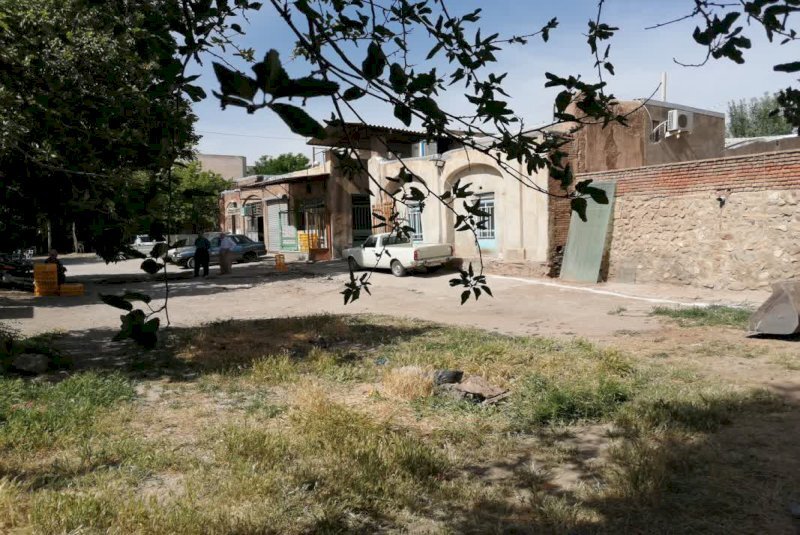 Safavid-era caravanserai