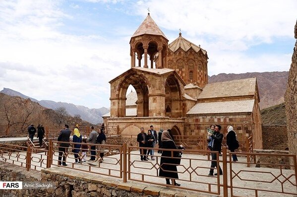 Iran’s foreign arrivals in two months rise 50% y/y: minister