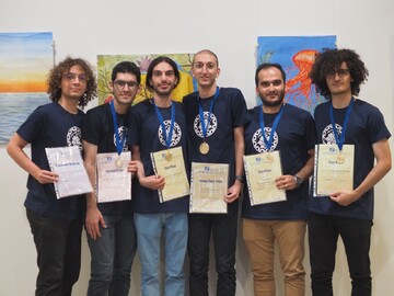 Iranian students win medals at IMC