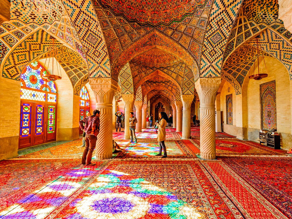 Shiraz heritage certificate presented to provincial chief