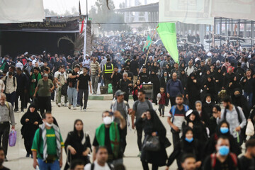 Arbaeen pilgrims at Mehran border