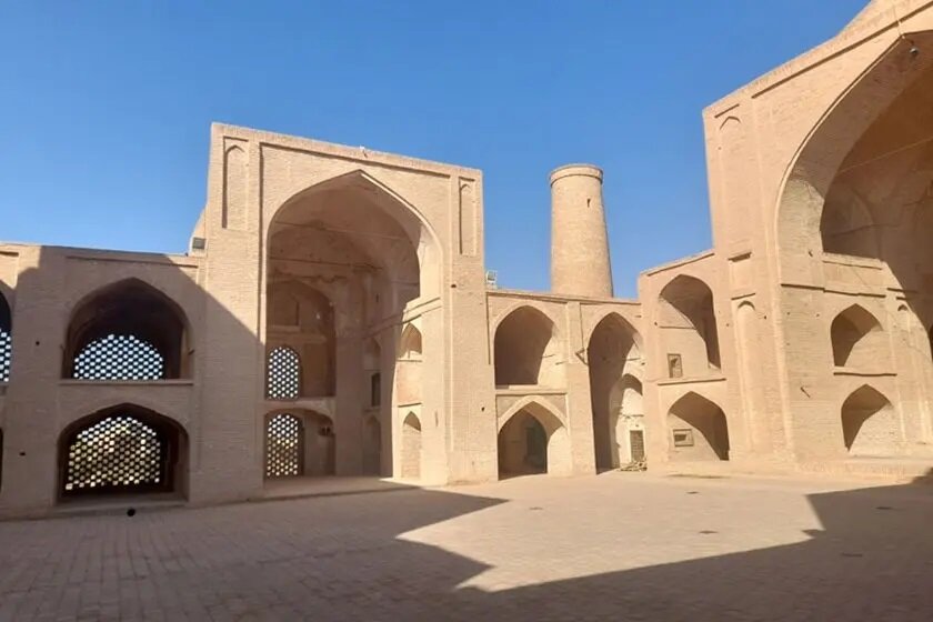 Jameh Mosque of Ardestan, famed as museum of architectural styles, undergoes restoration
