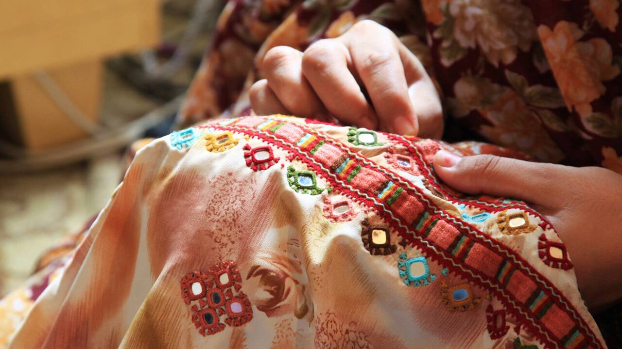 Iranian handicrafts showcased in Mexico City