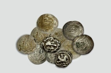 Collector donates silver coins to Mashhad museum