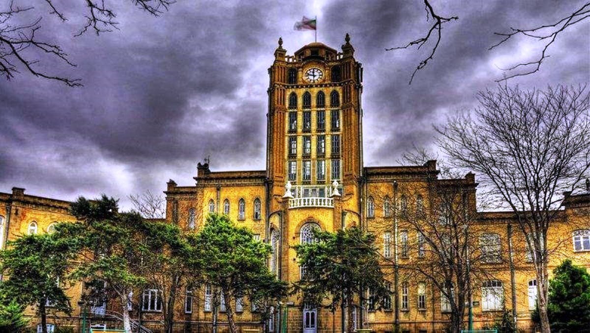 Clock Tower of Tabriz undergoes minor repair