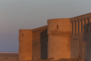 Centuries-old caravanserai, bathhouse to undergo restoration in southern Iran
