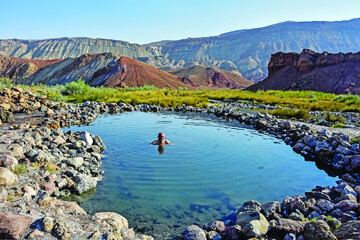 Natural hot springs in Semnan