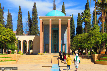 Sadi mausoleum restoration is 70 percent complete
