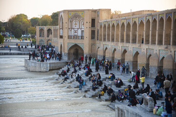 People delightful as Zayandehrud flows again