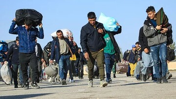 Some 450,000 illegal refugees deported in four months
