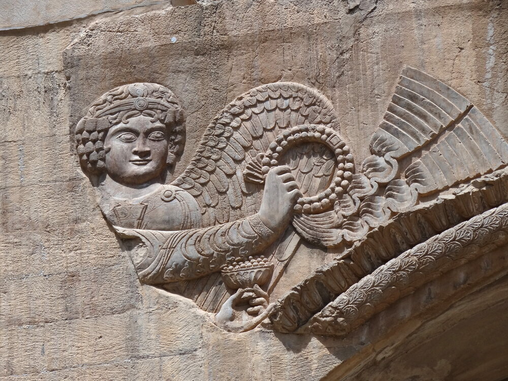 Taq-e Bostan: cable car installation strongly opposed to safeguarding possible UNESCO label