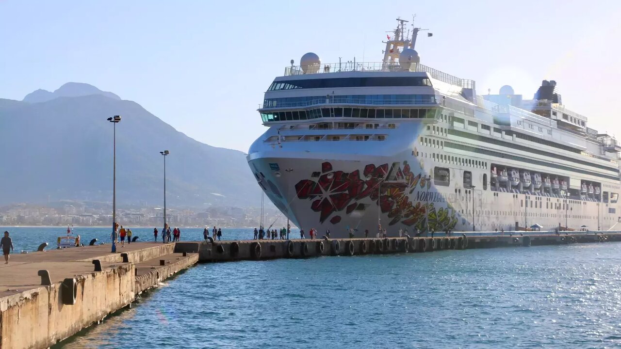 Turkey saw 2.1 million Iranian tourists from January to October